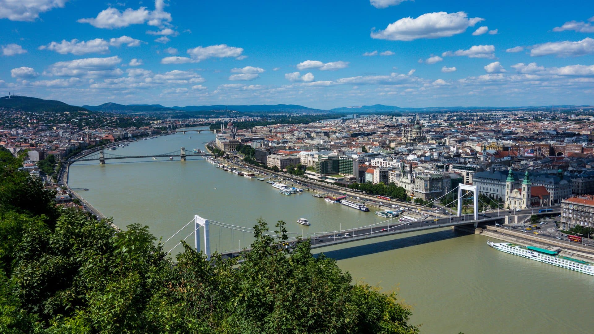 Private Jet Charter Budapest — Noor Private Aviation