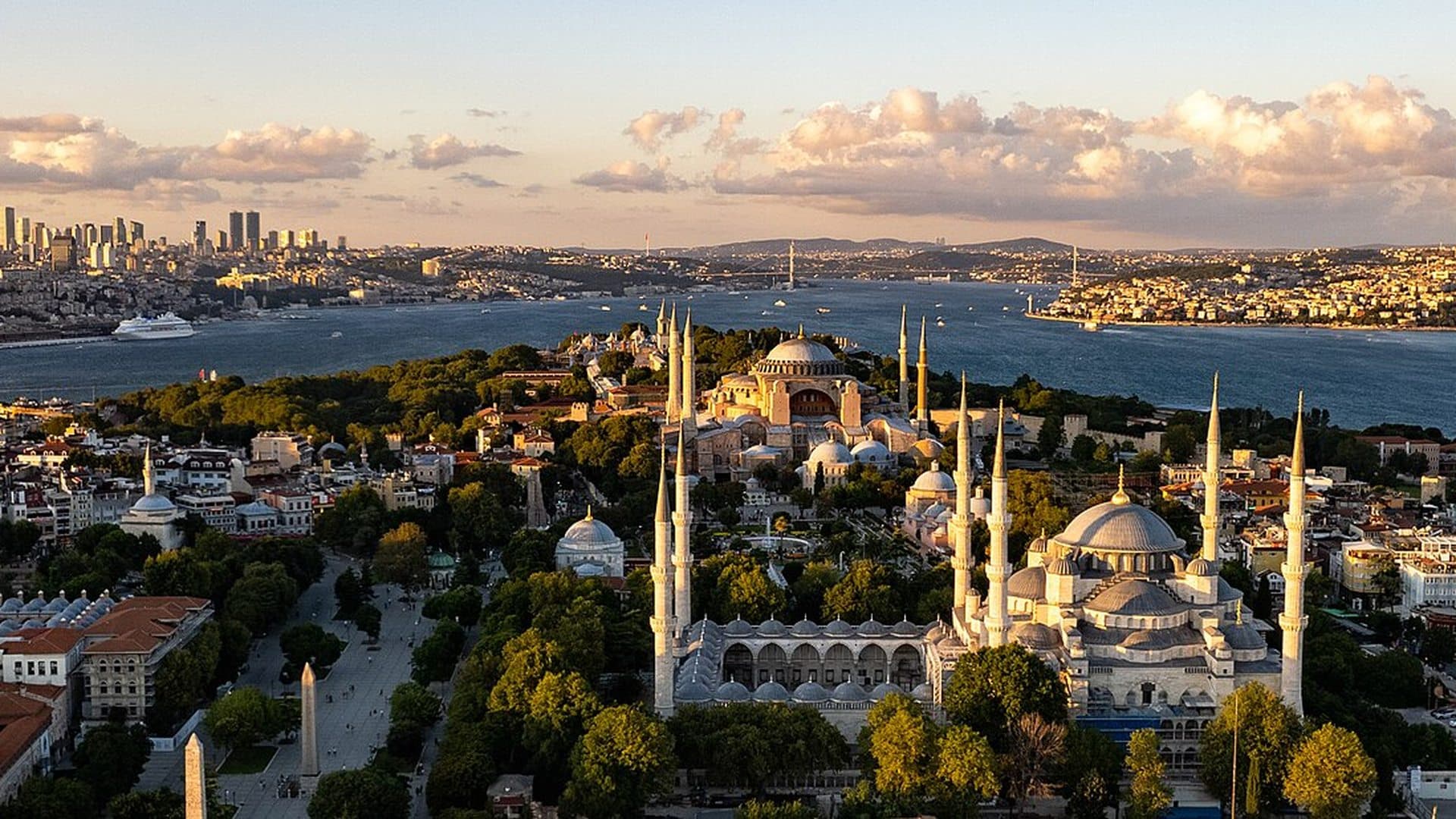 Private Jet Charter Istanbul — Noor Private Aviation